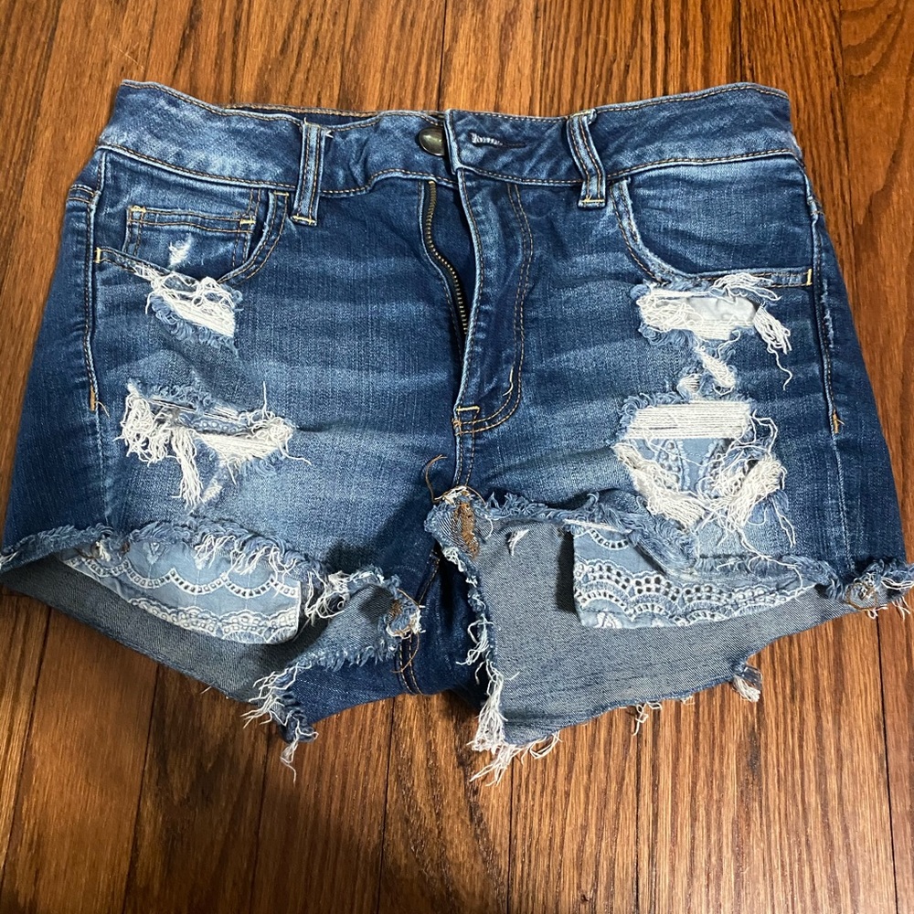 AE high rise denim shorts - Picture 1 of 6